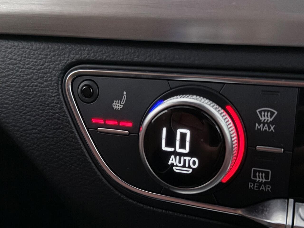 Audi Q5 thumbnail Misc Controls