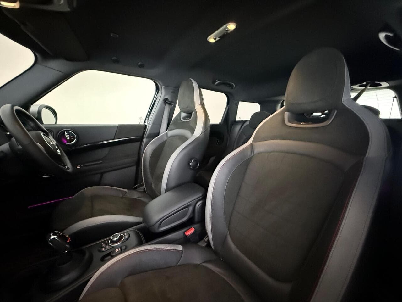 MINI Countryman thumbnail Seat Front Passenger