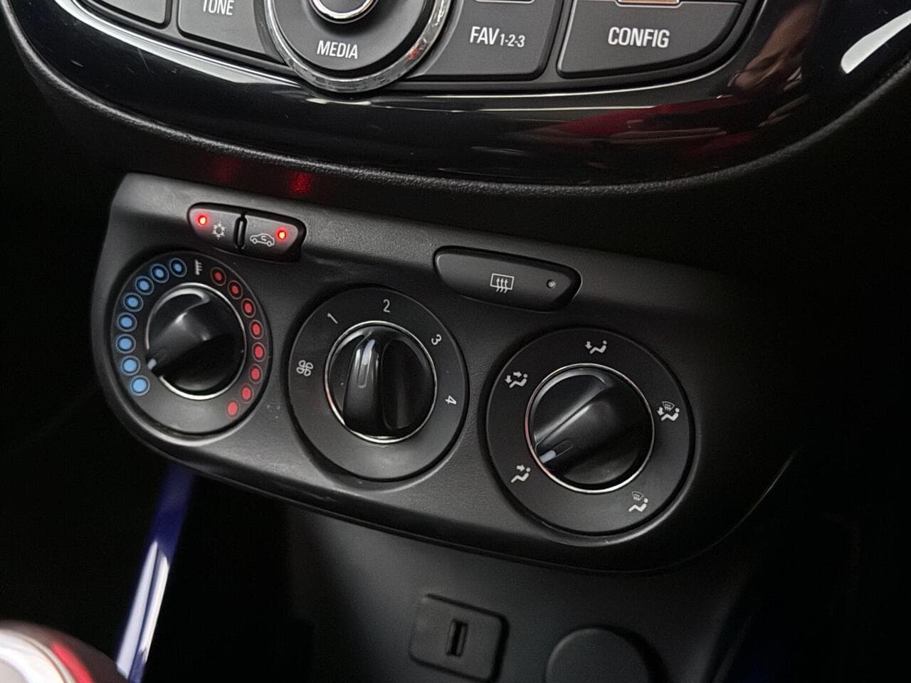 Vauxhall ADAM thumbnail Misc Controls
