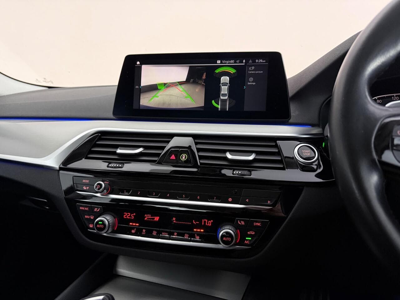 BMW 5 Series thumbnail Infotainment System