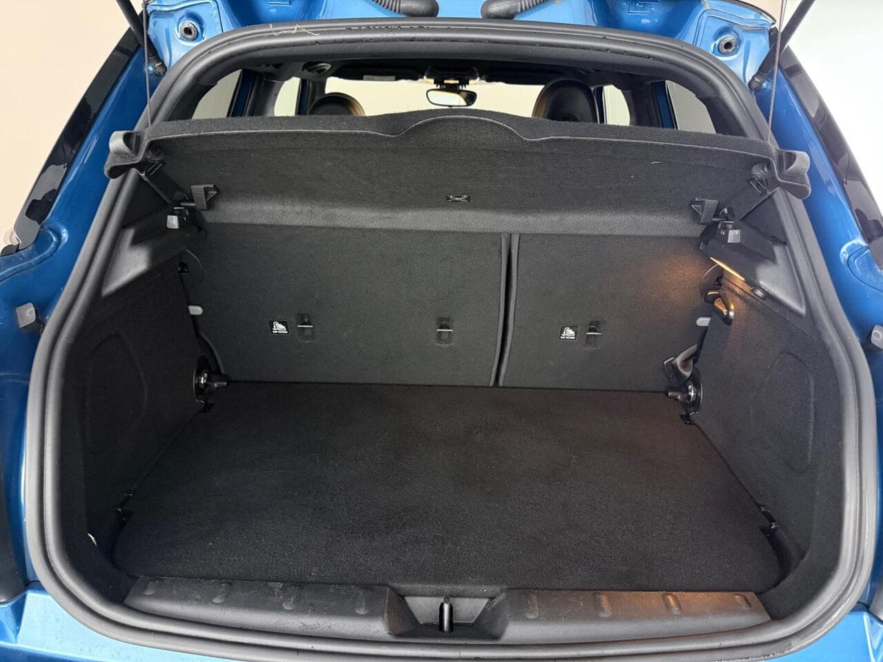 MINI Hatch thumbnail Boot