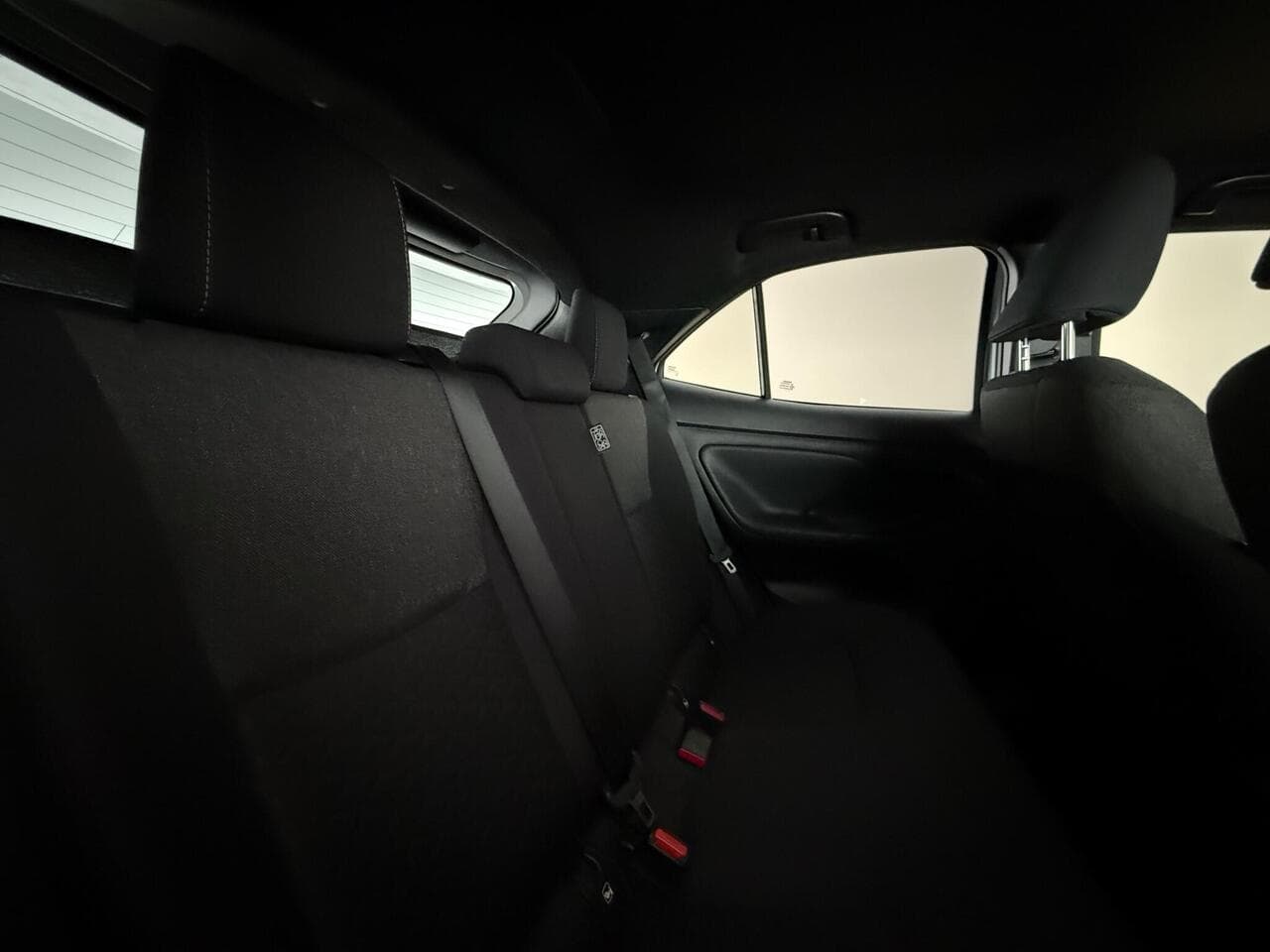 Toyota Yaris Cross thumbnail Seats Rear