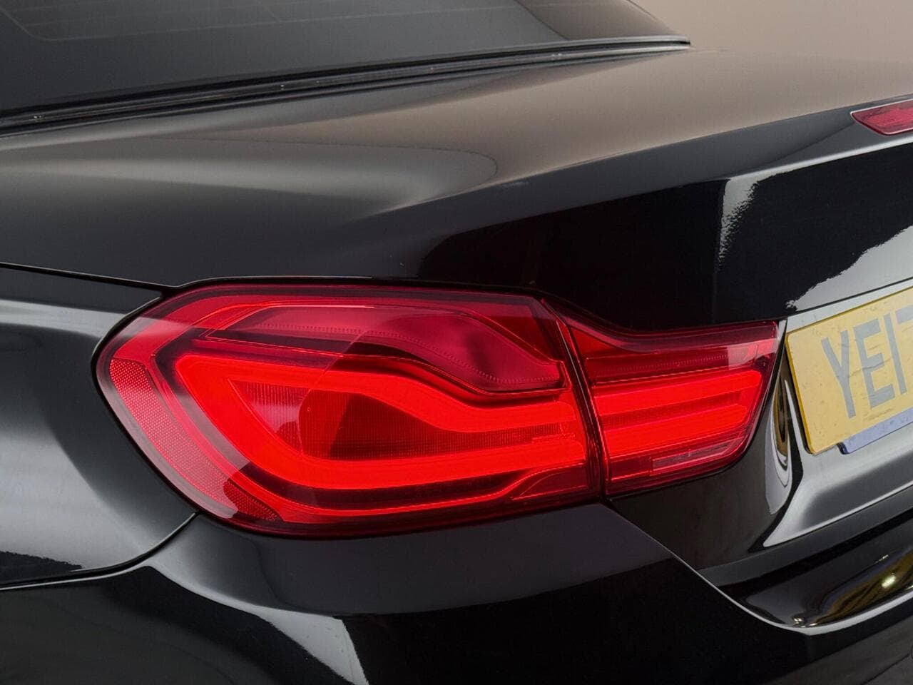 BMW 4 Series thumbnail Lights Rear