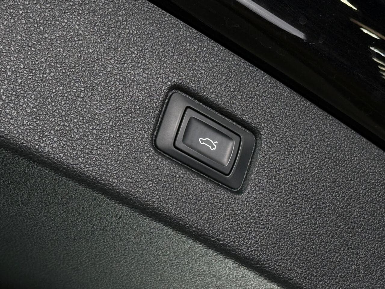 Audi Q7 thumbnail Misc Controls
