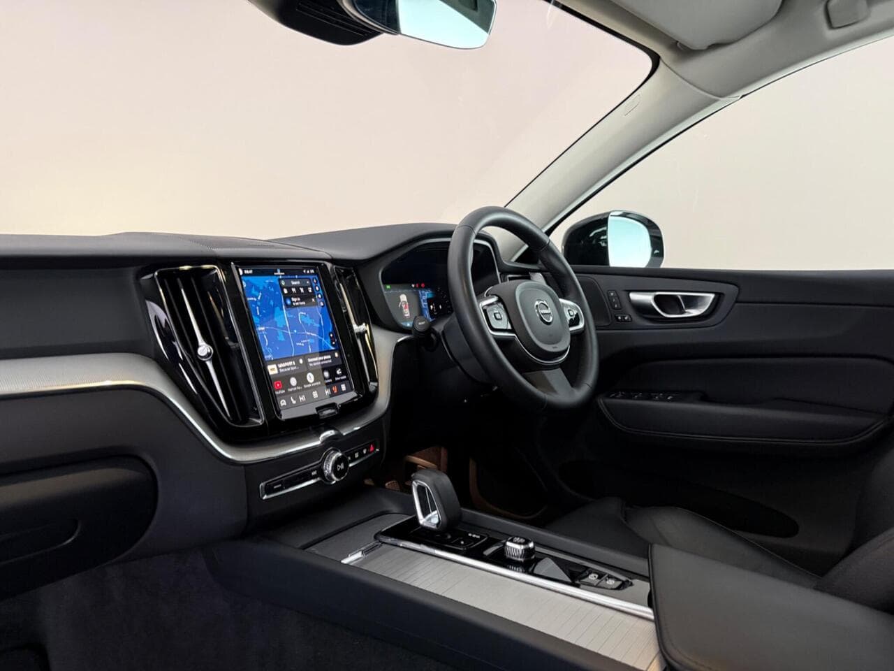 Volvo XC60 thumbnail Interior Front