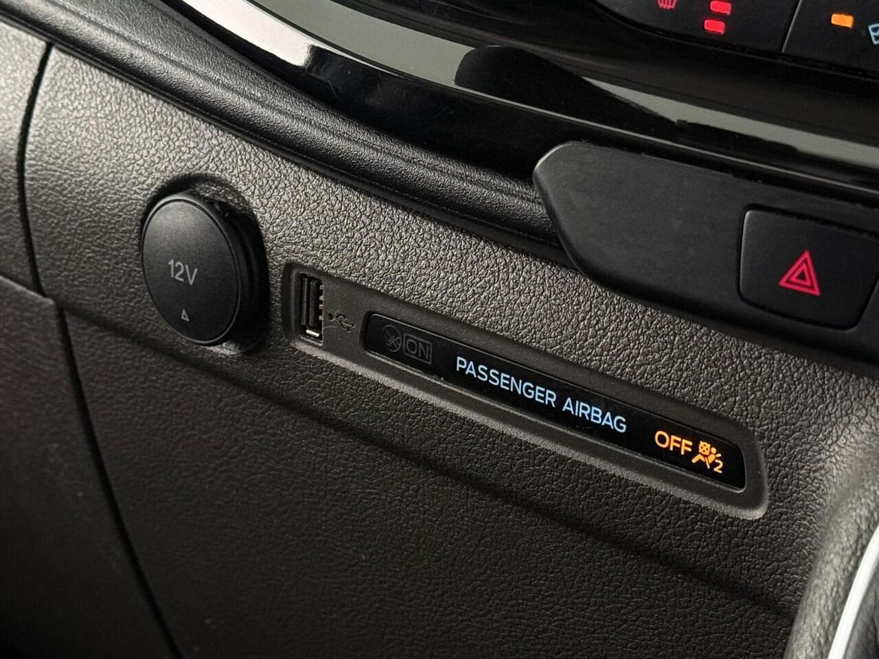 Ford Transit Custom thumbnail Misc Controls