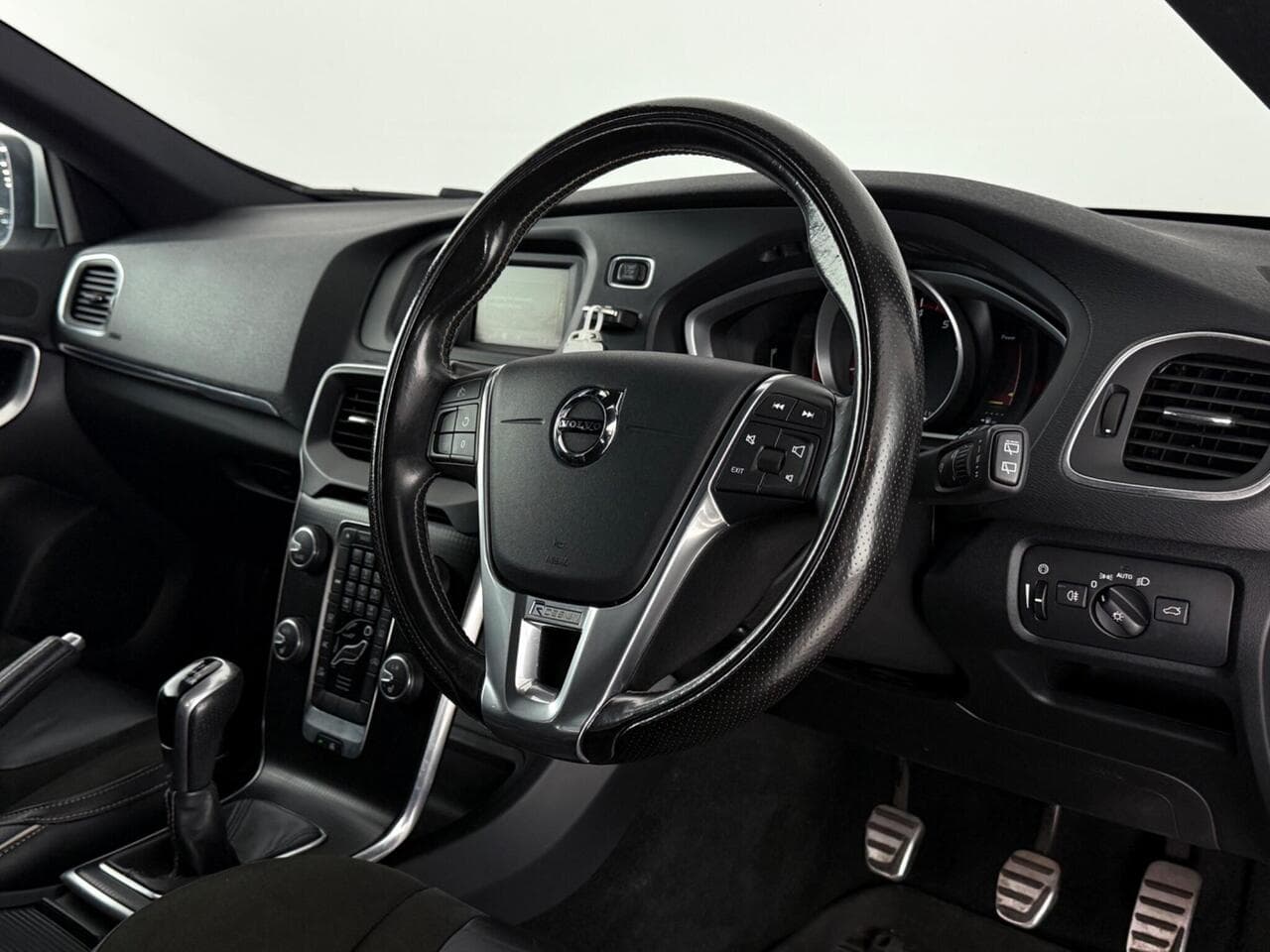 Volvo V40 thumbnail Interior Front