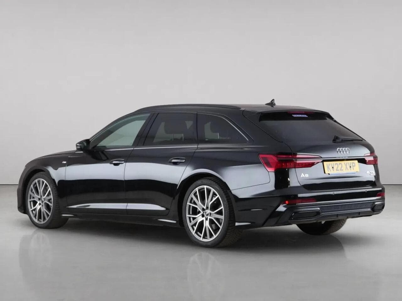 Audi A6 Avant thumbnail Rear Left