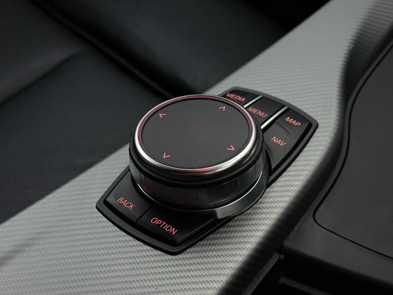 BMW 4 Series Gran Coupe thumbnail Misc Controls