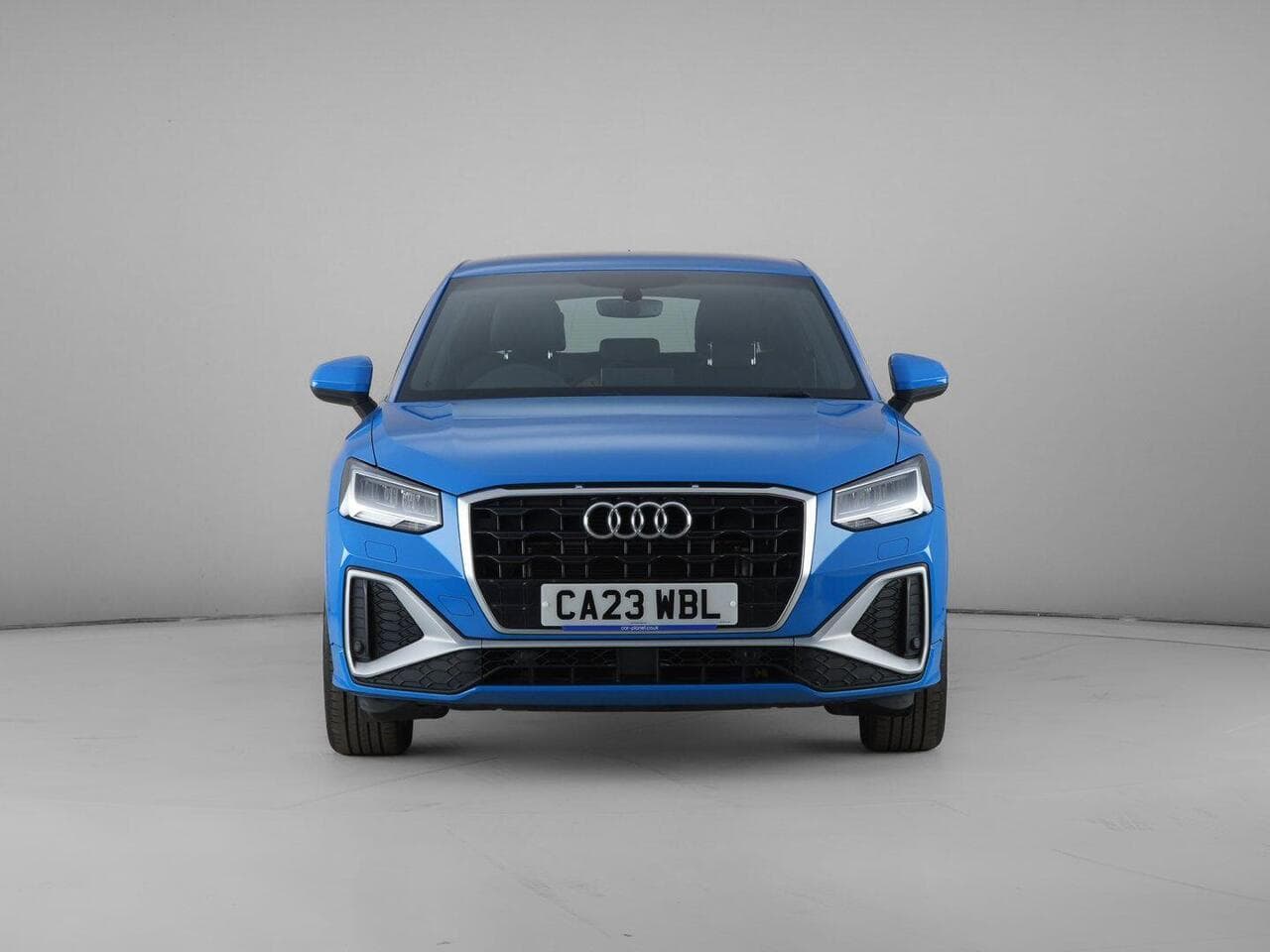 Audi Q2 thumbnail Front