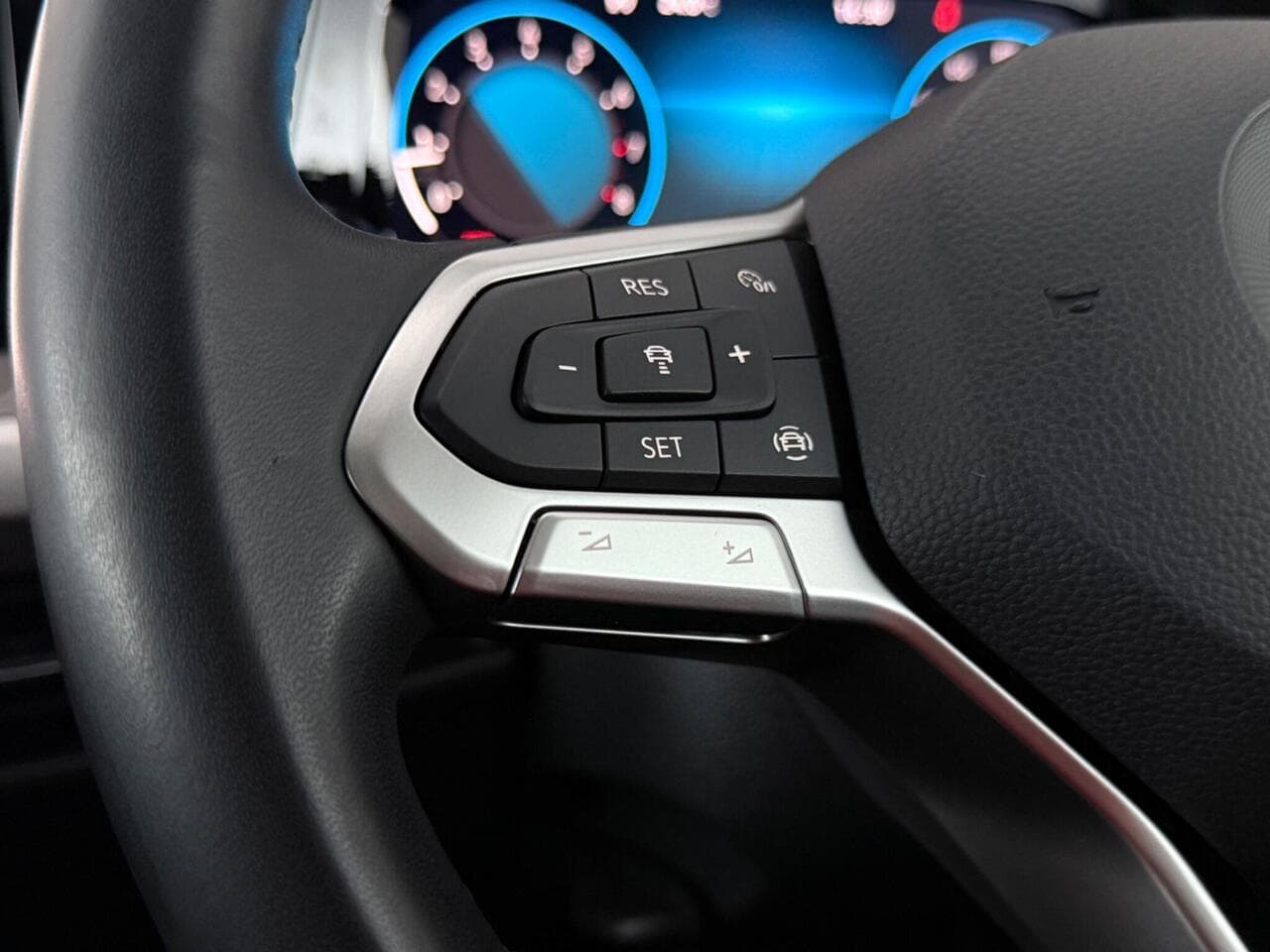 Volkswagen Golf thumbnail Misc Controls