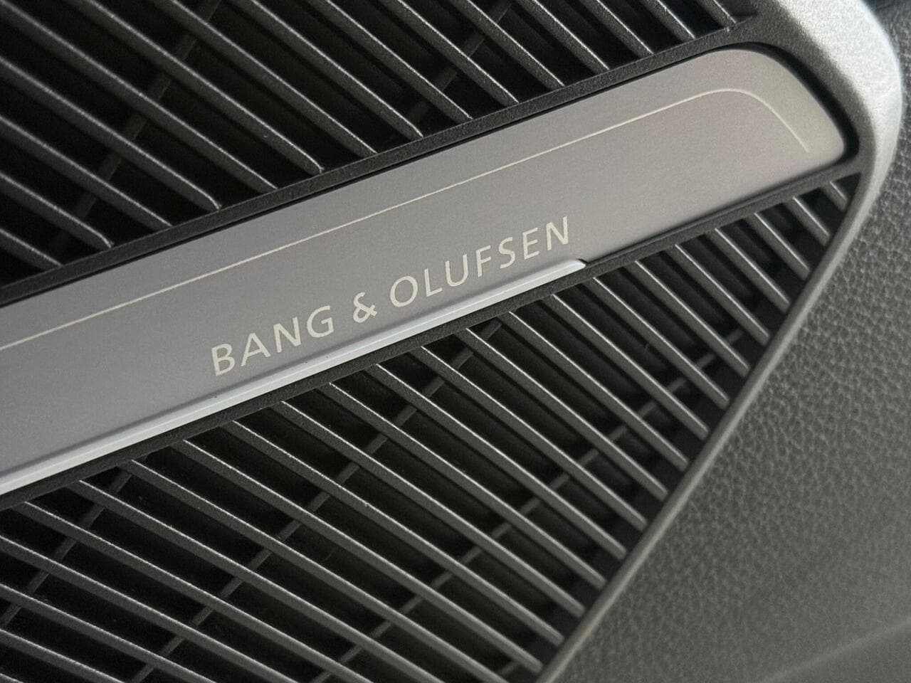 Audi Q5 thumbnail Misc Controls