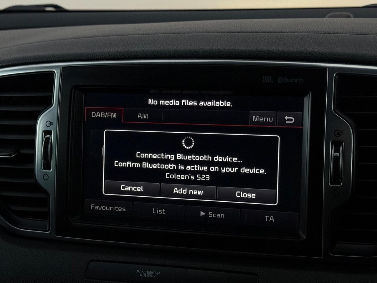 Kia Sportage thumbnail Infotainment System