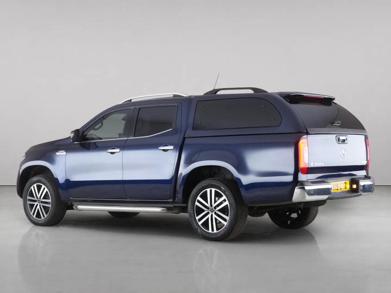 Mercedes-Benz X Class thumbnail Rear Left