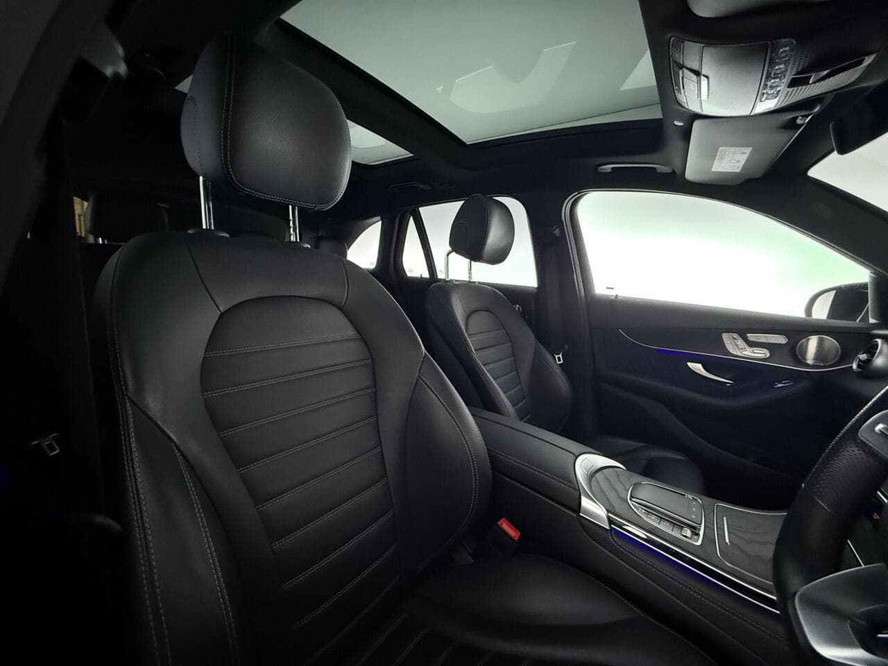 Mercedes-Benz GLC thumbnail Seat Driver
