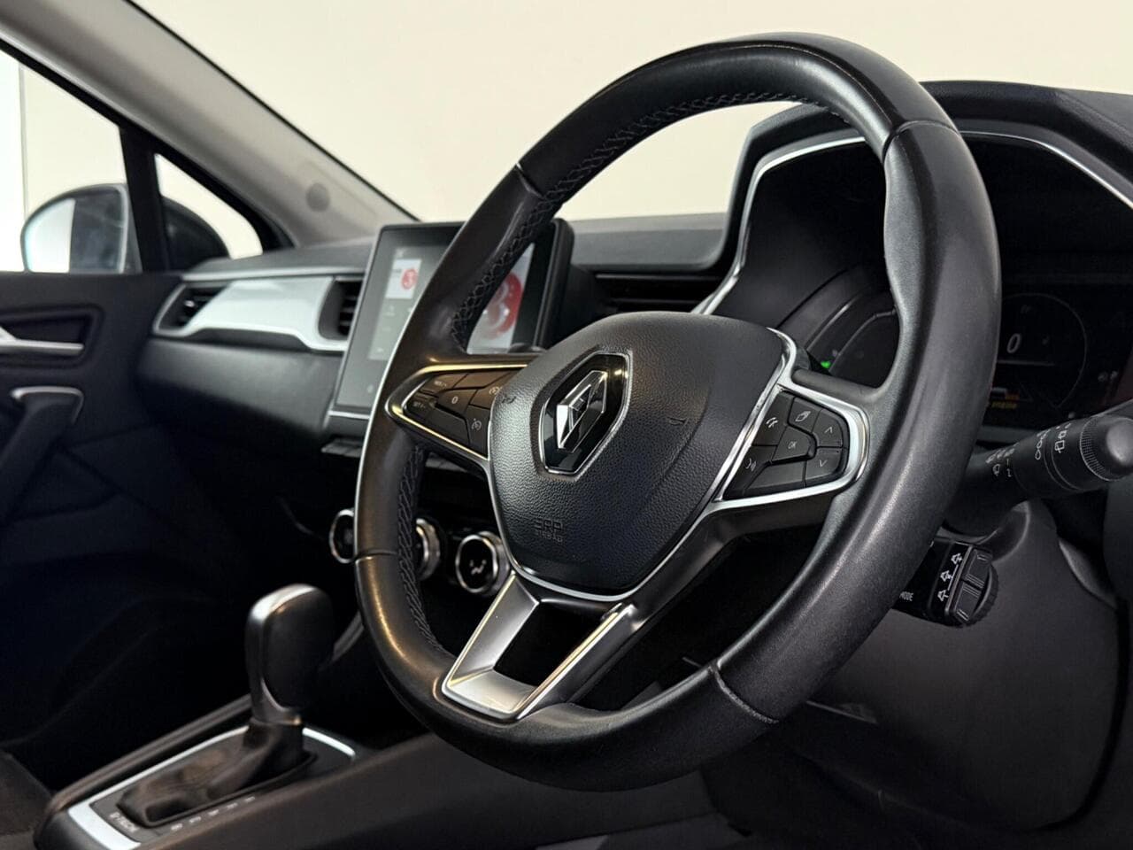 Renault Captur thumbnail Steering Wheel