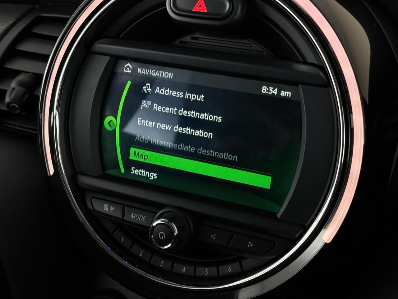 MINI Hatch thumbnail Infotainment System