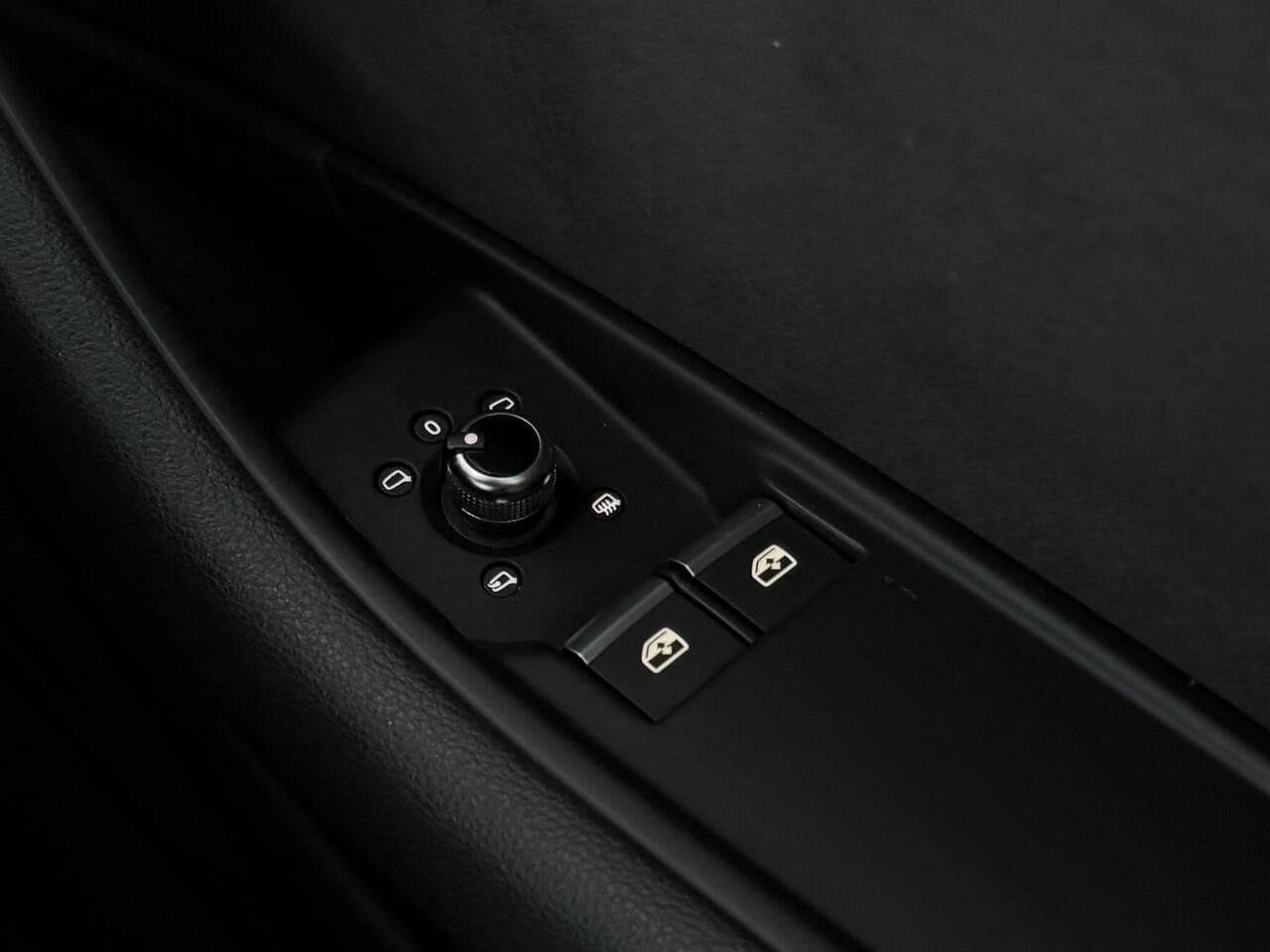 Audi A5 thumbnail Misc Controls