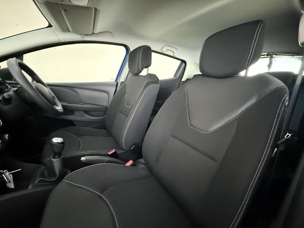 Renault Clio thumbnail Seat Front Passenger