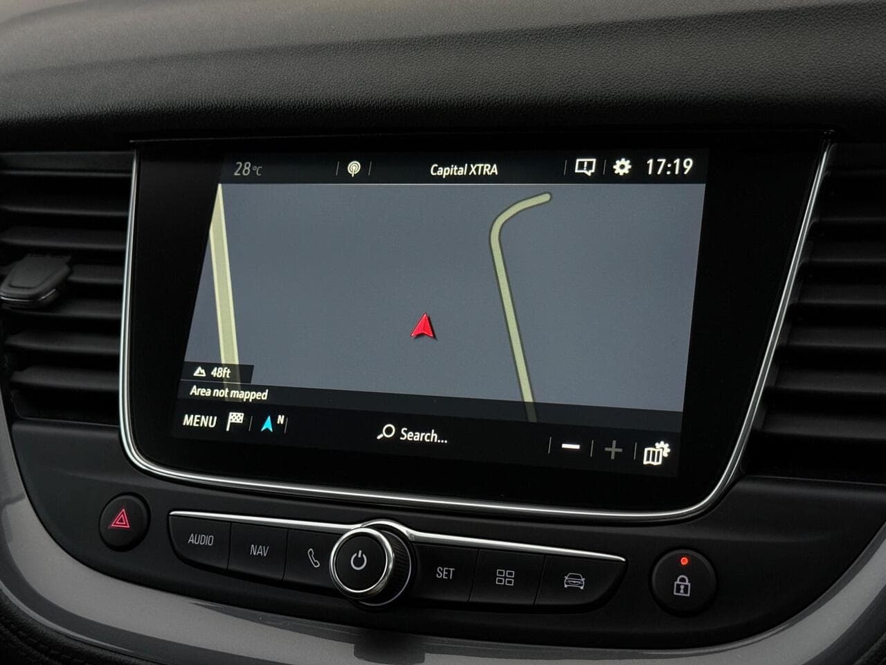 Vauxhall Grandland X thumbnail Infotainment System
