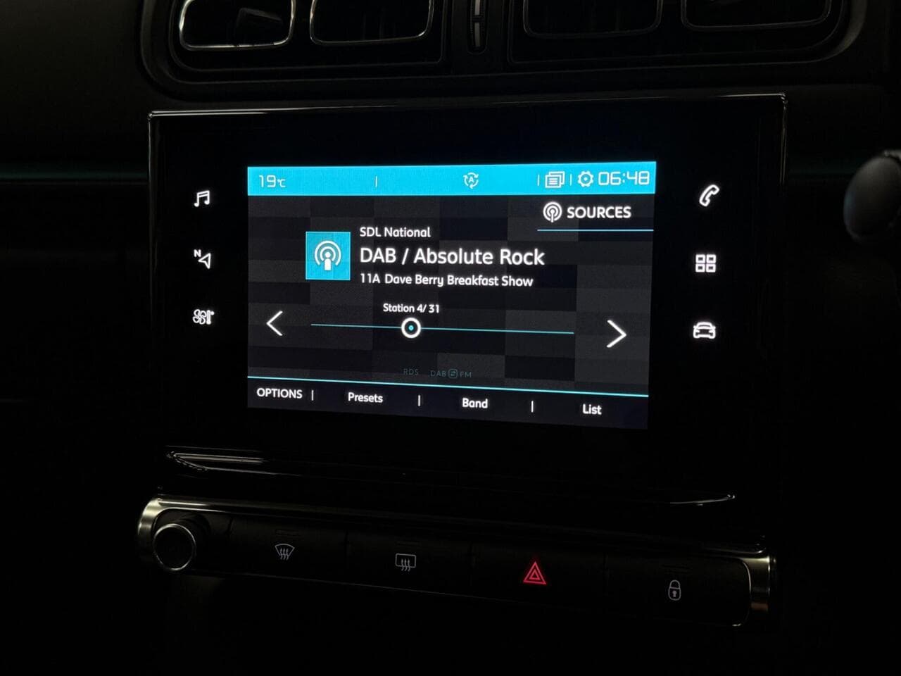 Citroen C3 thumbnail Infotainment System