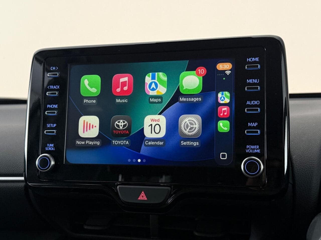 Toyota Yaris Cross thumbnail Infotainment System