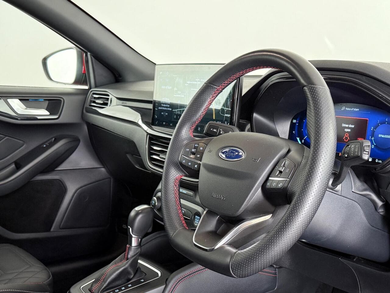 Ford Focus thumbnail Interior Front