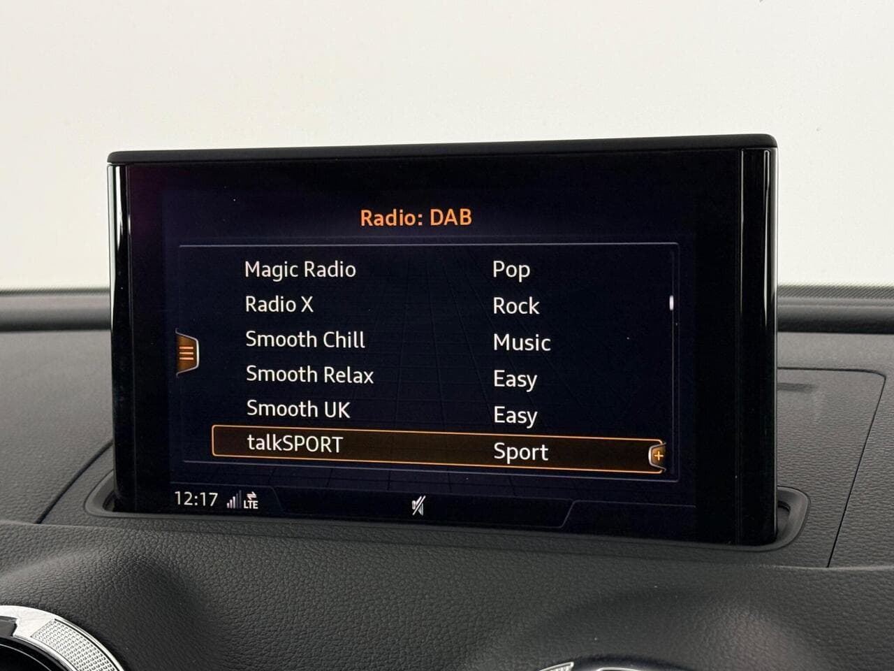 Audi A3 thumbnail Infotainment System