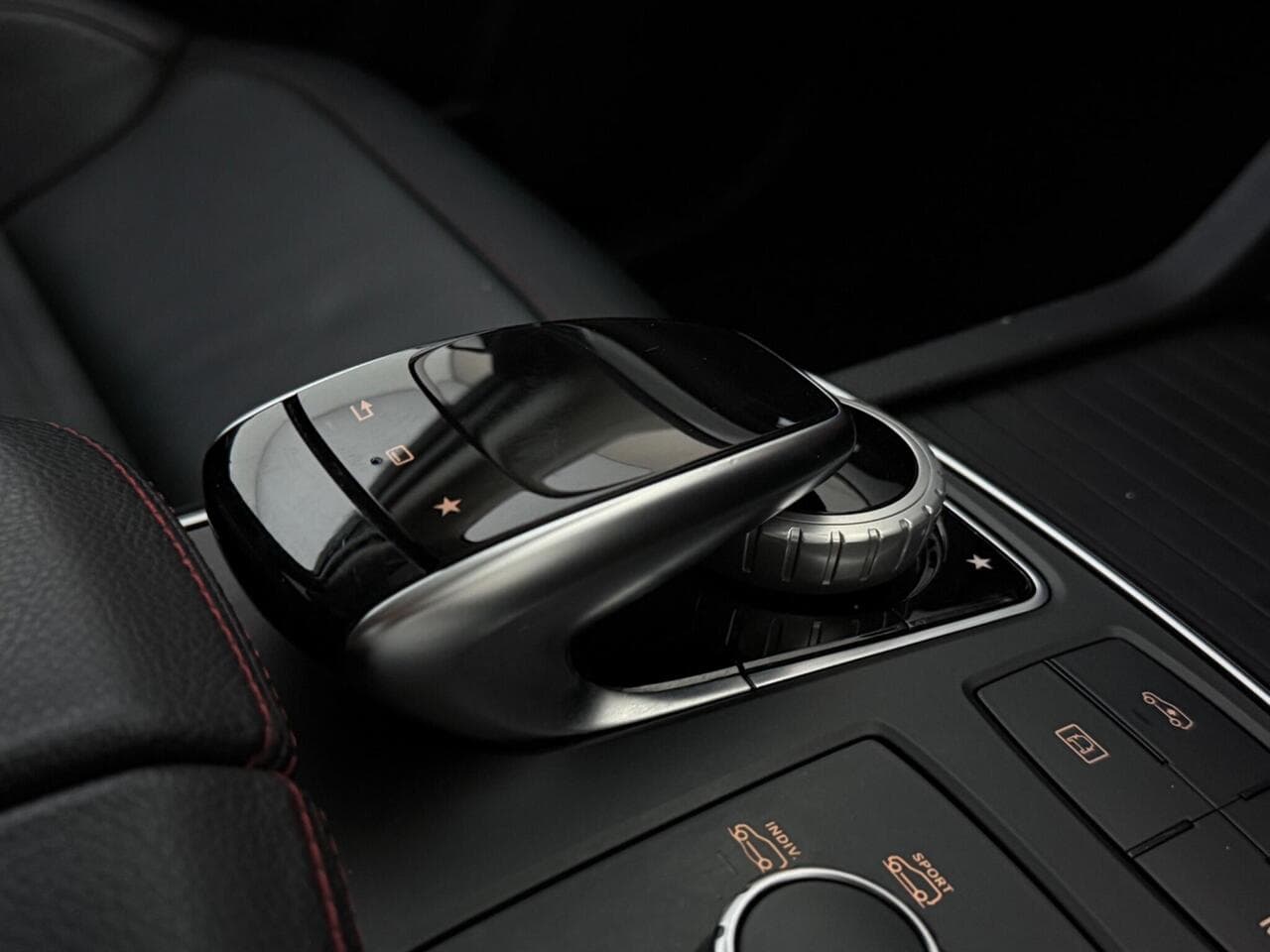 Mercedes-Benz GLE thumbnail Misc Controls