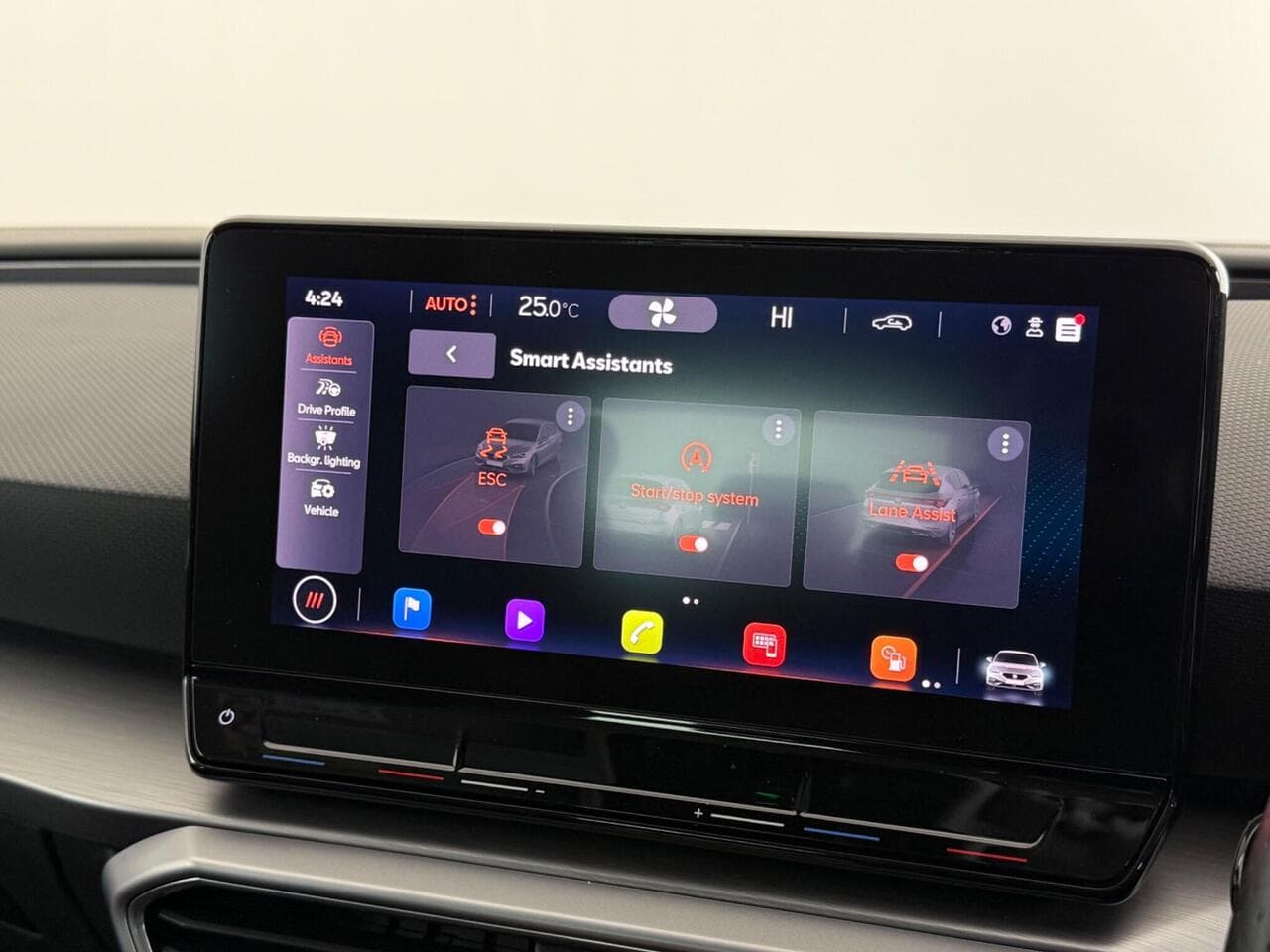 SEAT Leon thumbnail Infotainment System