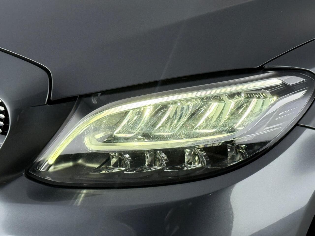 Mercedes-Benz C Class thumbnail Lights Front