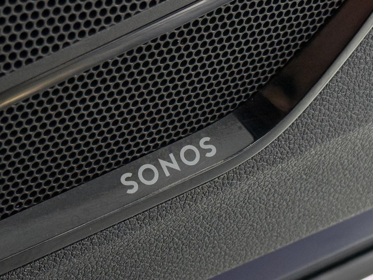Audi Q3 thumbnail Misc Controls
