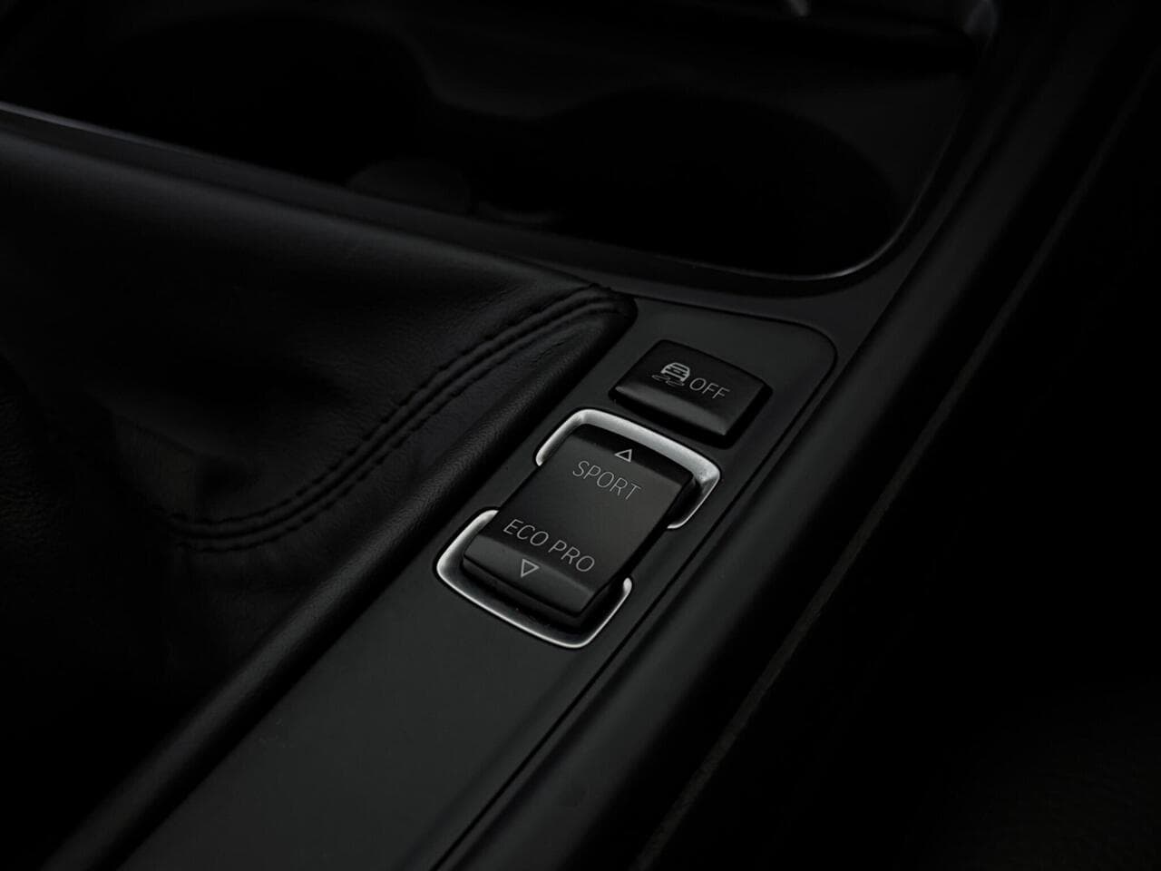 BMW 3 Series thumbnail Misc Controls