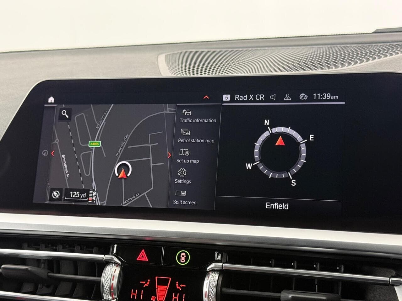 BMW 3 Series thumbnail Infotainment System