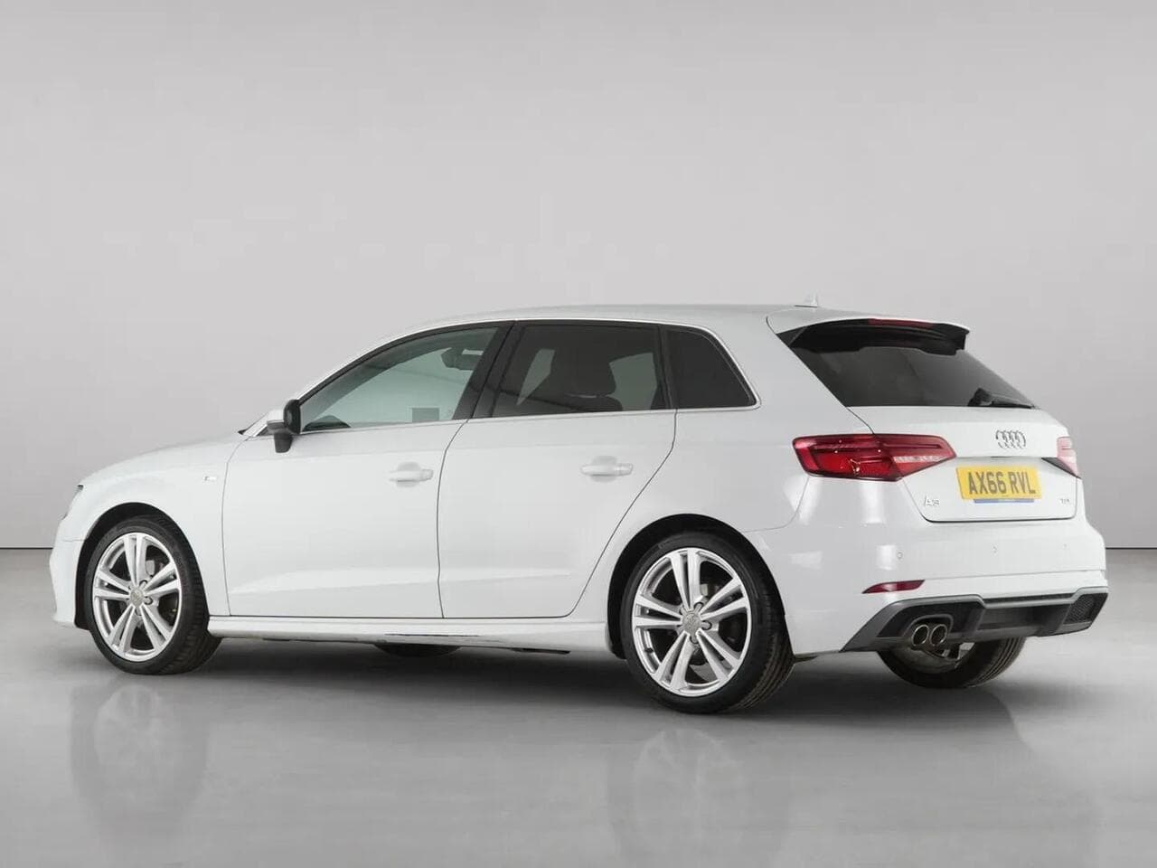 Audi A3 thumbnail Rear Left