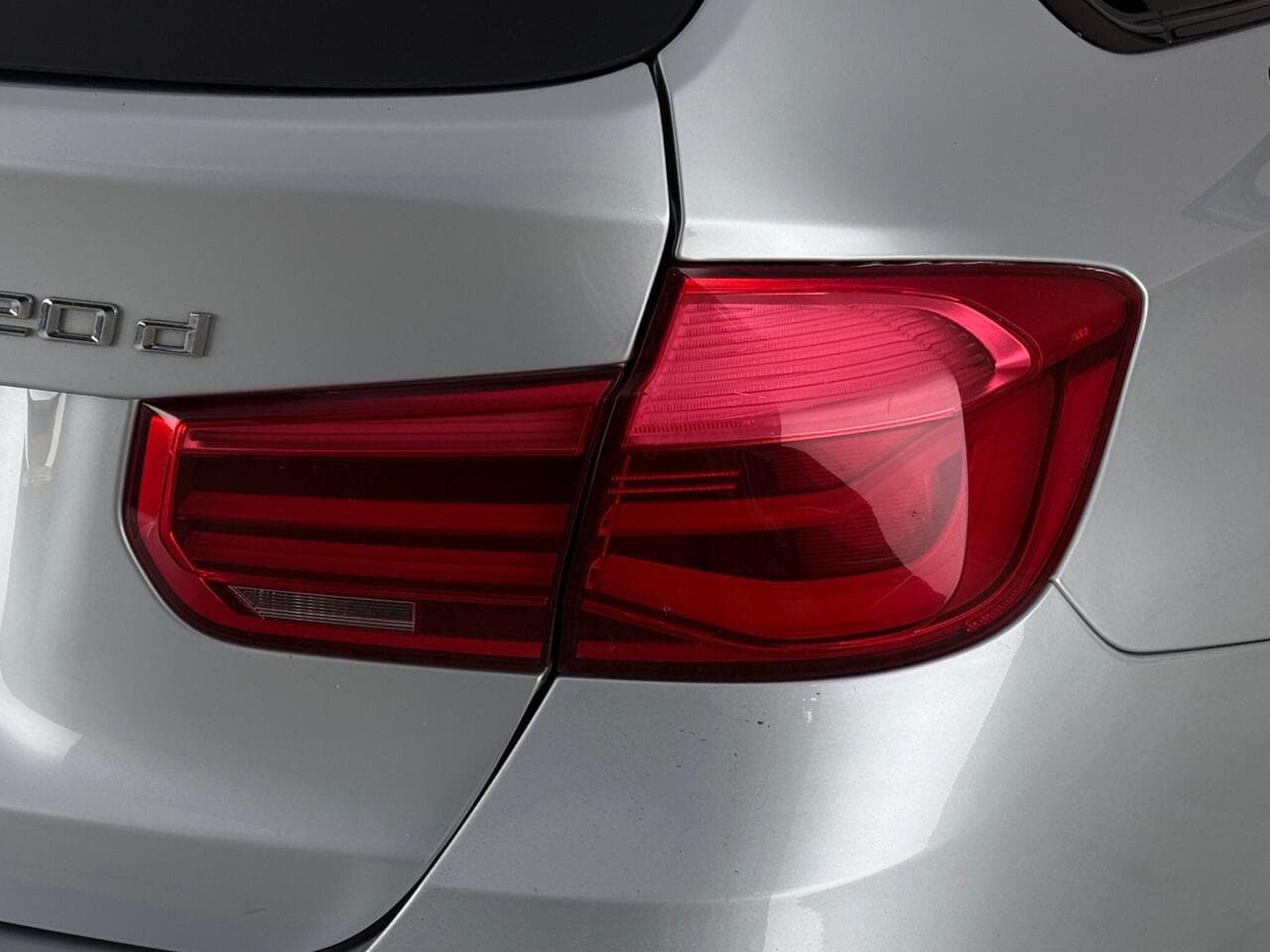 BMW 3 Series thumbnail Lights Rear