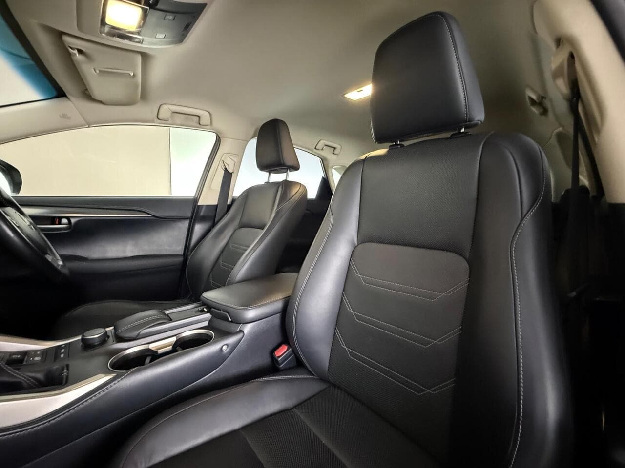 Lexus NX thumbnail Seat Front Passenger