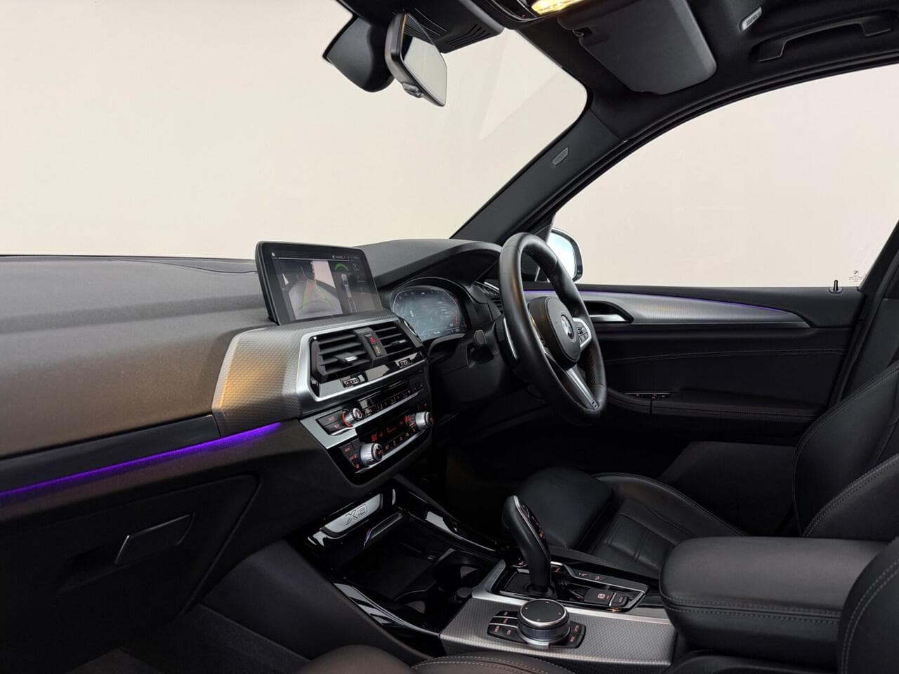 BMW X3 thumbnail Interior Front