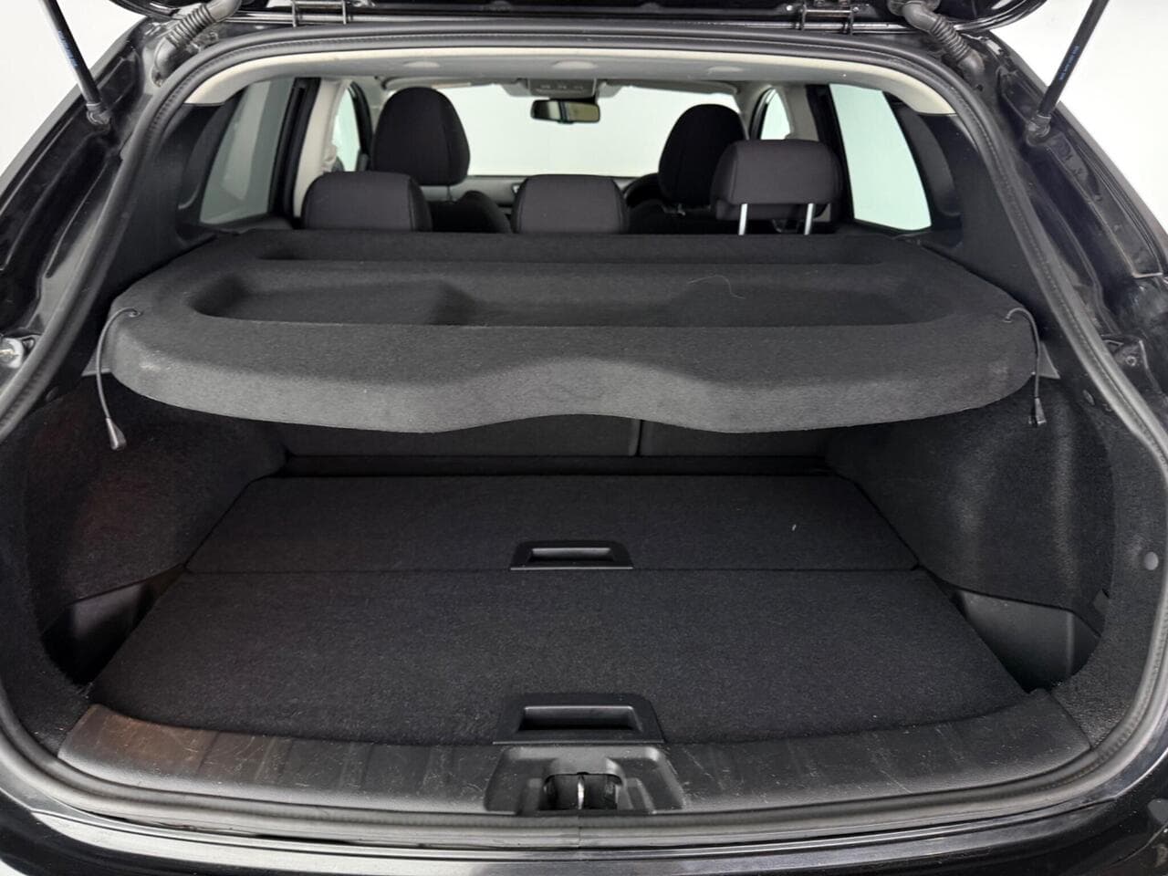 Nissan Qashqai thumbnail Boot