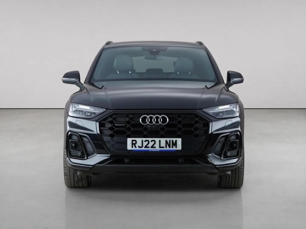 Audi Q5 thumbnail Front