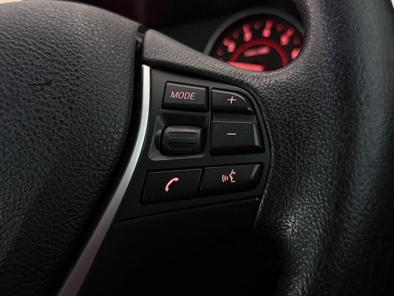BMW 2 Series thumbnail Misc Controls