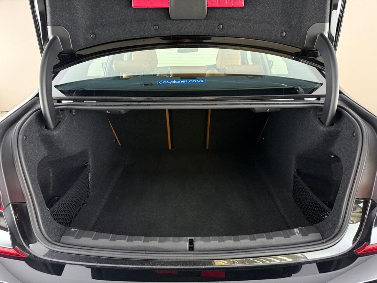 BMW 3 Series thumbnail Boot