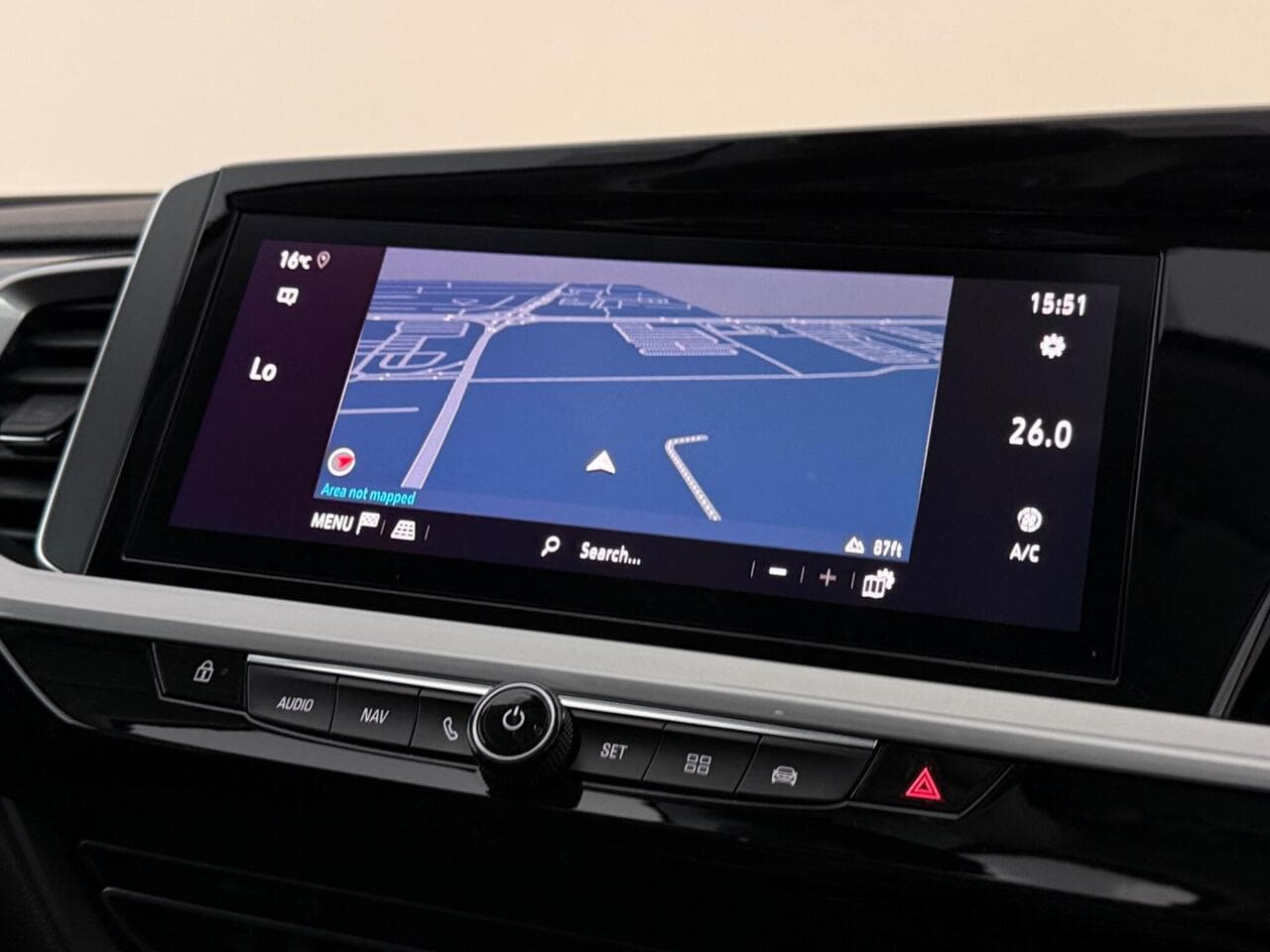 Vauxhall Grandland thumbnail Infotainment System