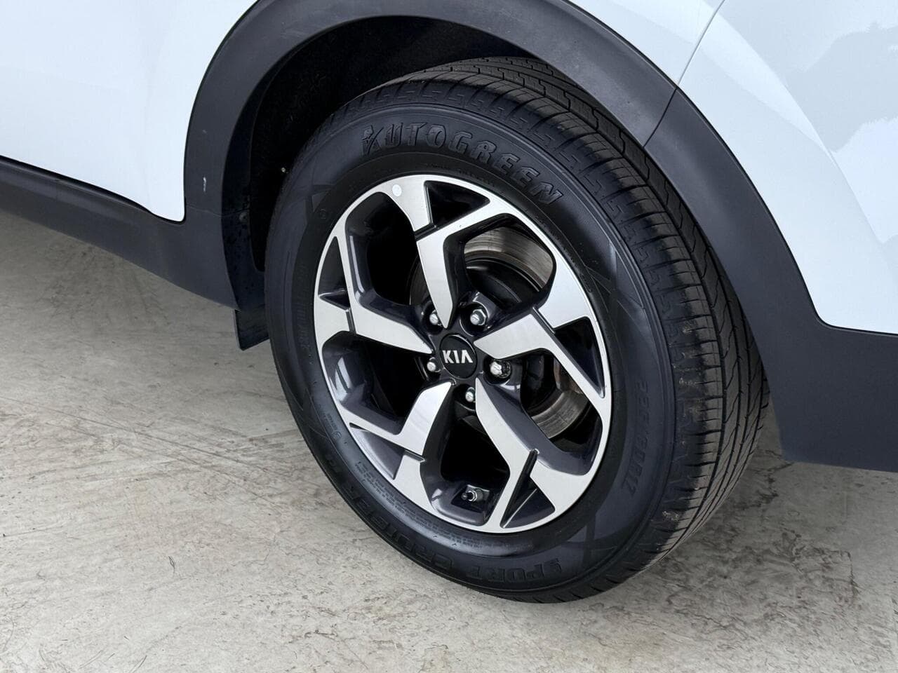 Kia Sportage thumbnail Wheel