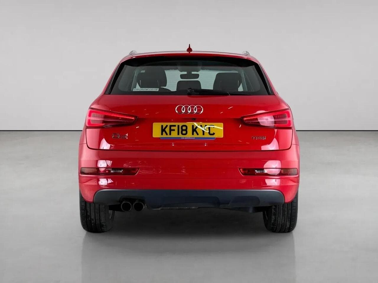 Audi Q3 thumbnail Rear