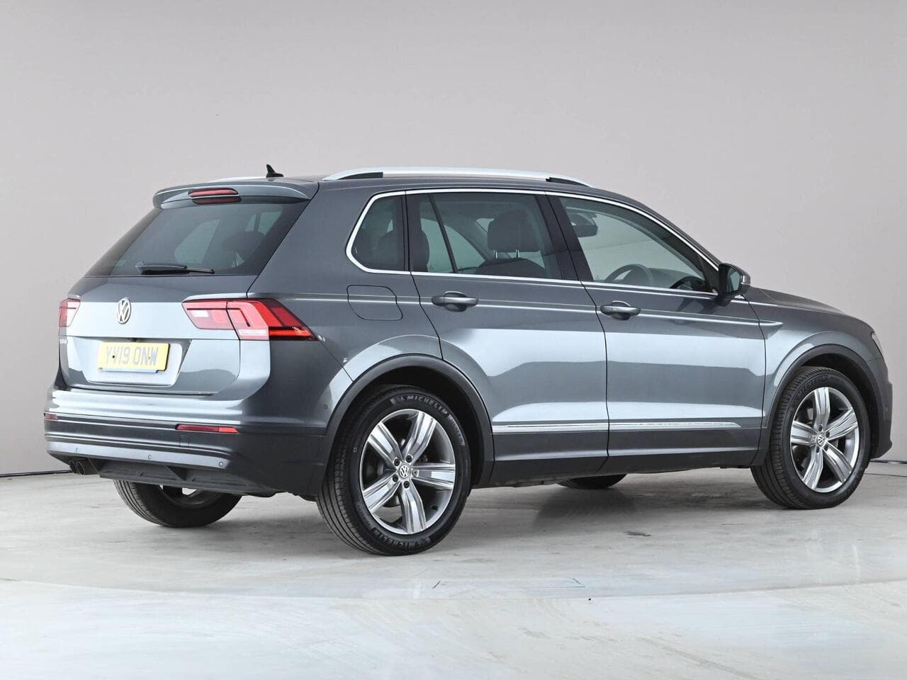 Volkswagen Tiguan thumbnail Inconclusive