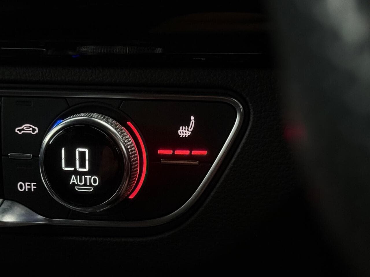 Audi Q5 thumbnail Misc Controls