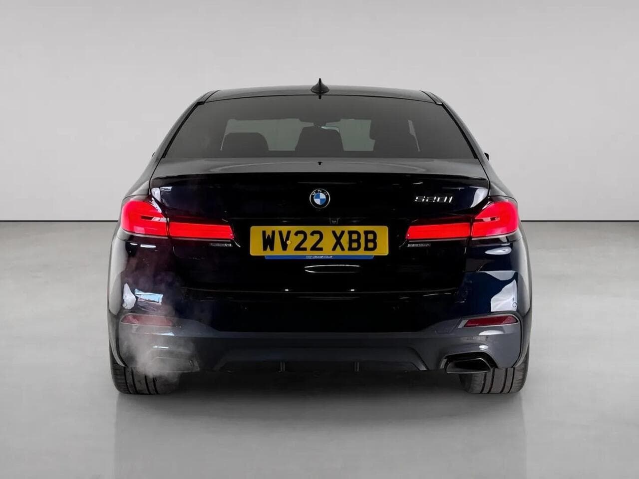 BMW 5 Series thumbnail Rear