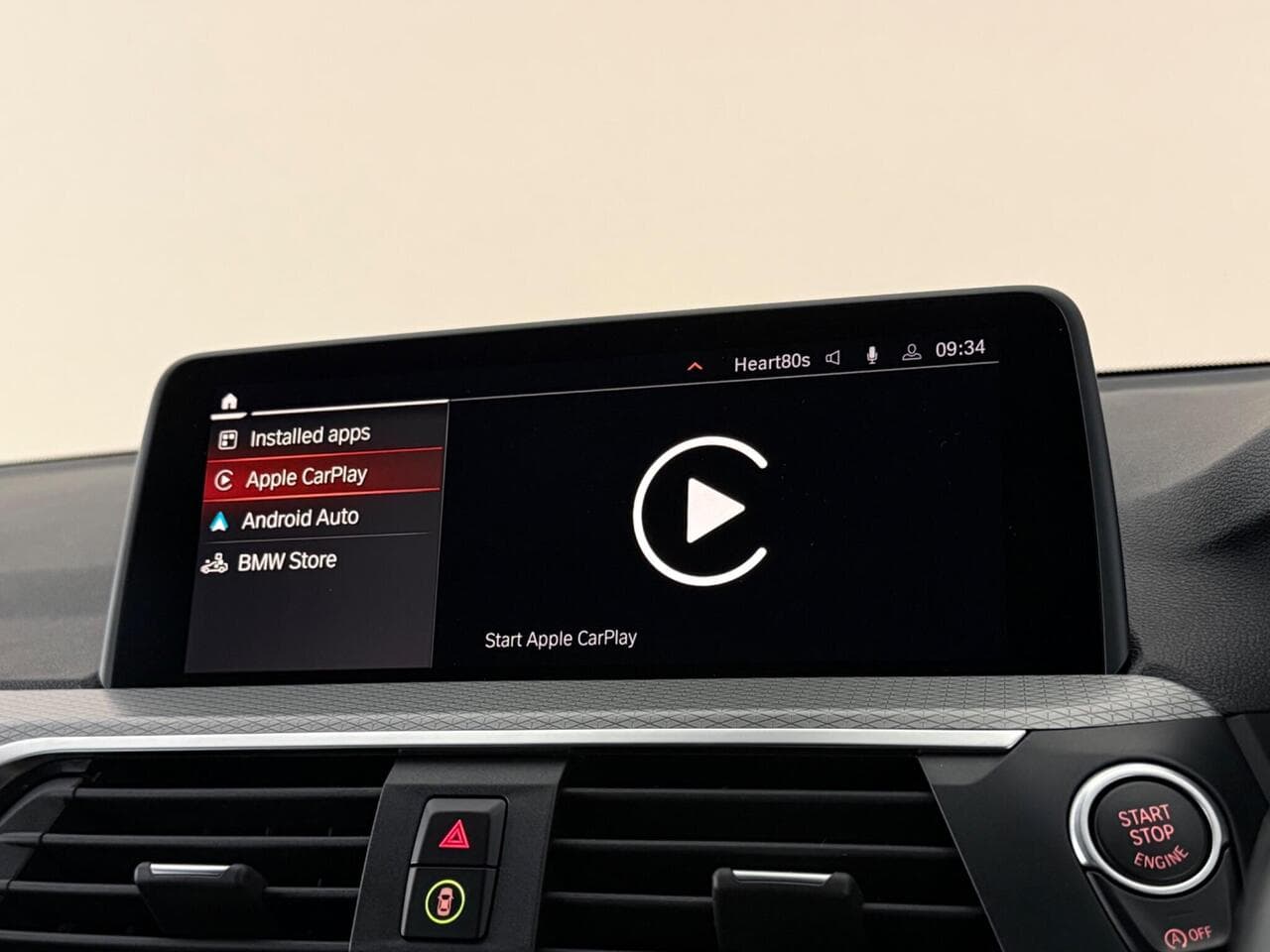 BMW X3 thumbnail Infotainment System