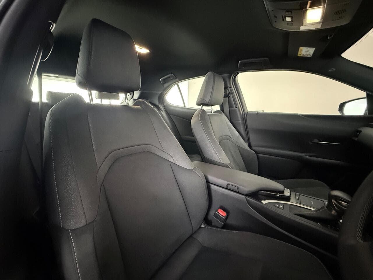 Lexus UX thumbnail Inconclusive